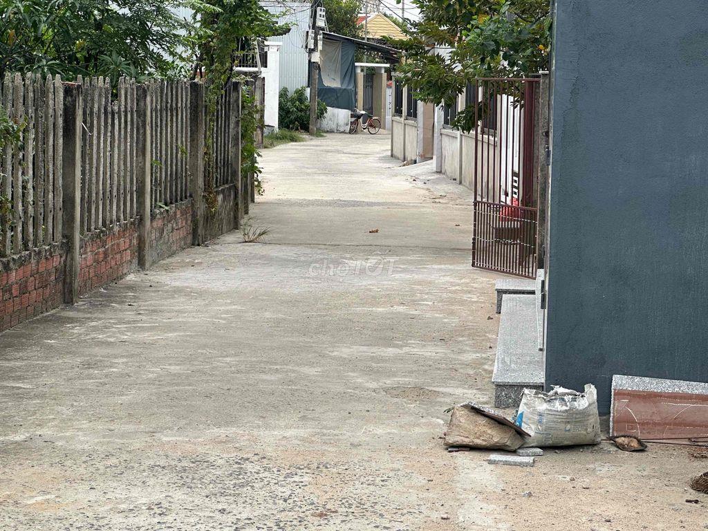 chính chủ gởi bán nhaf cấp 4  hoà phước phường hoà xuân th phố đà năng