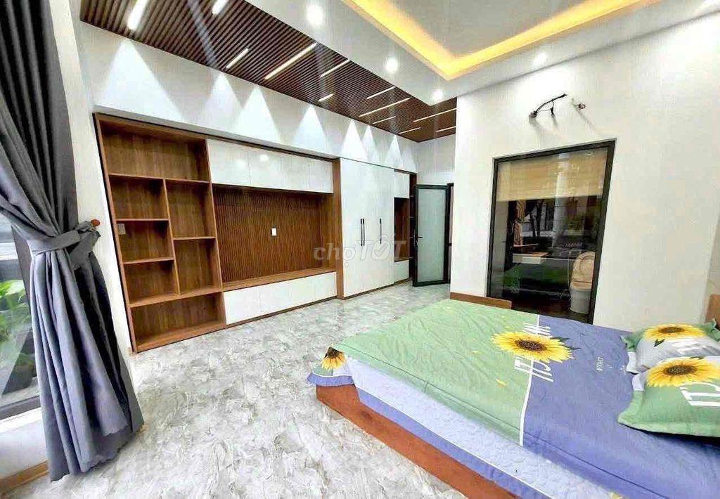 chính chủ cần bán căn nhà  hoà xuân th phố đà nẳng