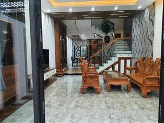 chính chủ cần bán căn nhà  hoà xuân th phố đà nẳng