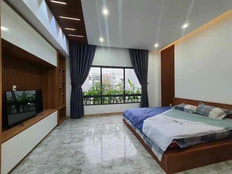 chính chủ cần bán căn nhà  hoà xuân th phố đà nẳng