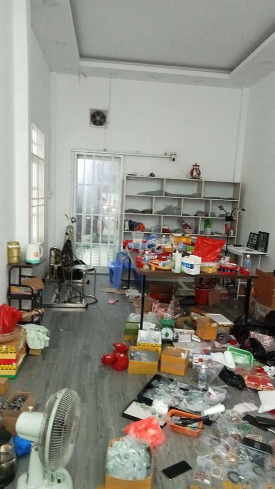 sang lại mặt bằng đẹp chợ Dĩ An t
