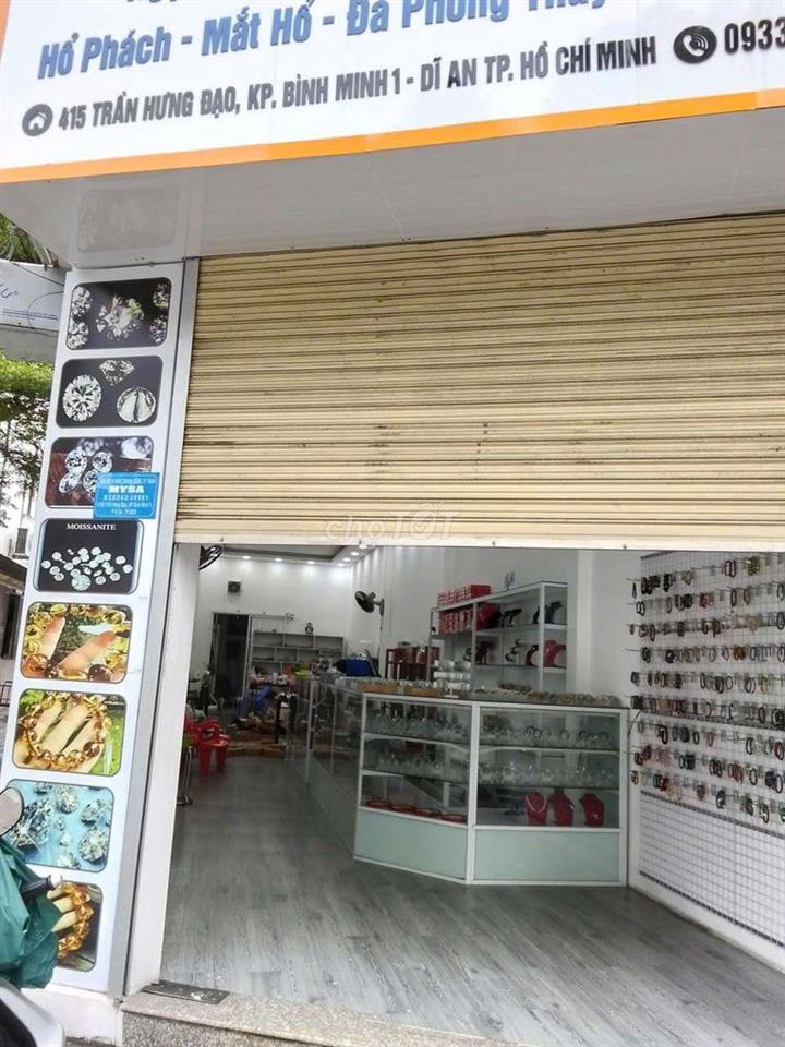 sang lại mặt bằng đẹp chợ Dĩ An t