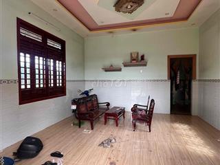 Kẹt tiền bán nhà Phú Giáo- HCM