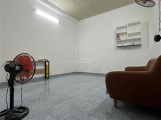 Phòng rộng 20m2