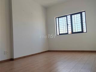 Bán chung cư gần 590 Mạng Tháng Tám, Quận 10