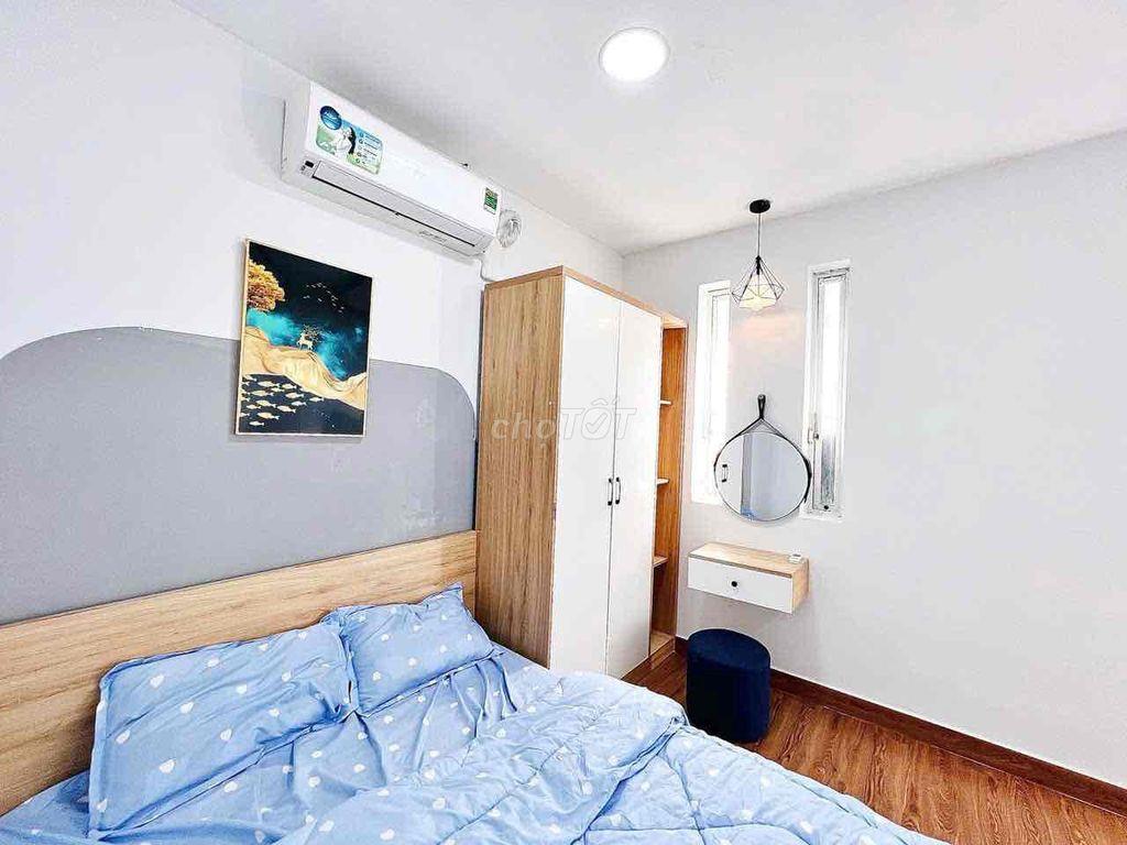 Trống sẵn phòng Full NT-CỬA SỔ TRỜI-Tách bếp-Trung tâm Bay