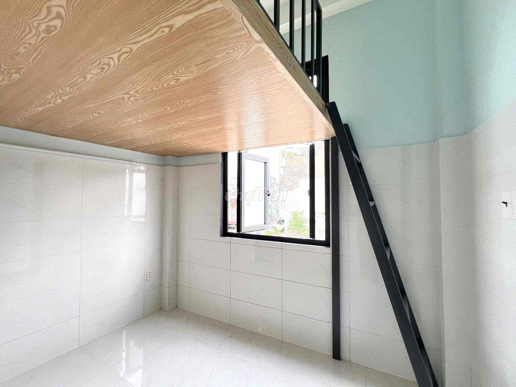 Phòng Có Gác-CỬA SỔ TRỜI-Trống sẵn-Gần ĐH Văn Lang