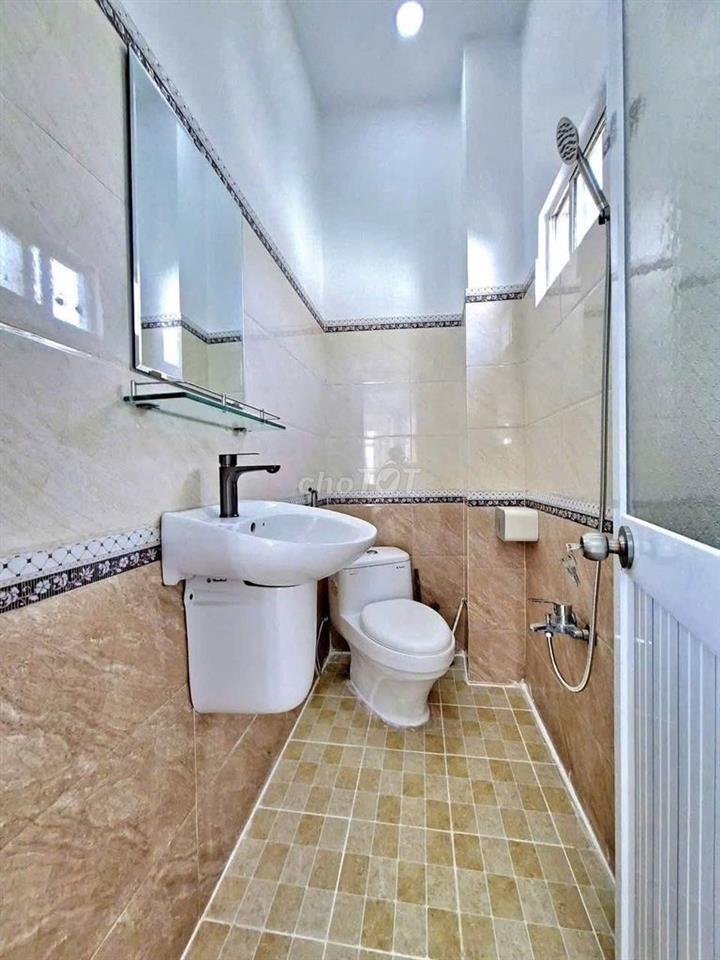 Nhỉnh 2 Tỷ Ownee Nhà Hẻm 2771 Huỳnh Tấn Phát, Nhà Bè