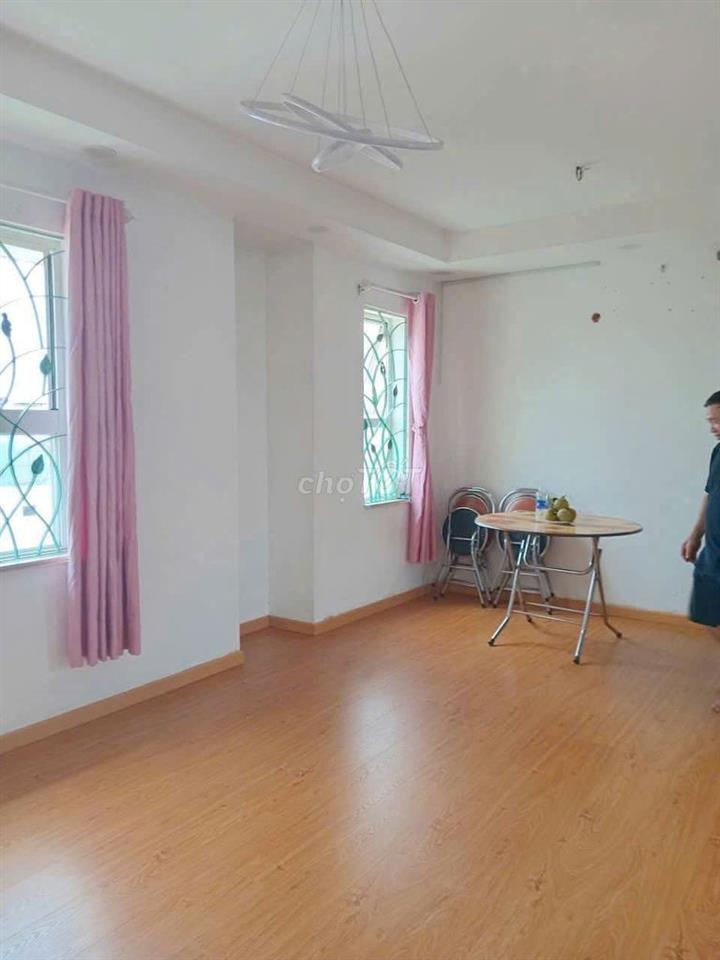 Cho thuê chung cư Nhiêu Tứ, Cầu Kiệu - 68m2, 2PN giá thuê 9tr/tháng