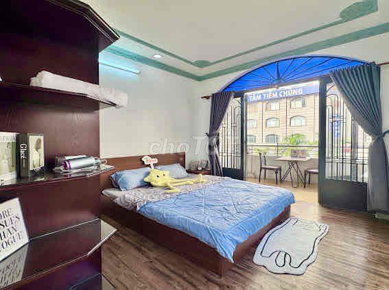 STUDIO MỚI, BAN CÔNG THOÁNG MÁT, TÁC BẾP