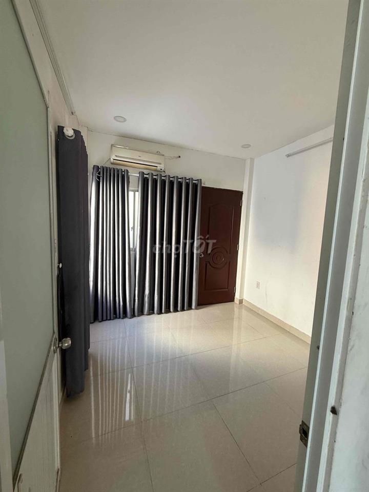 Nhà cho thuê Trần Phú Quận 5