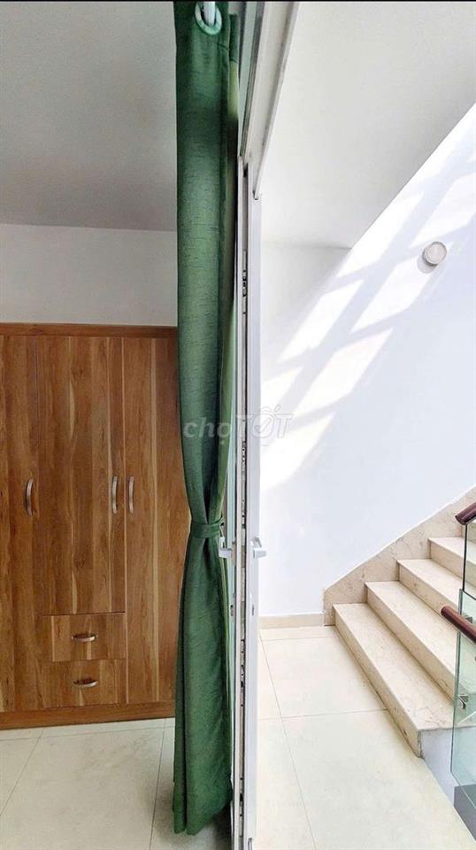 Bến Cát Q Tân Bình gần ĐH Huflit Ba Gia - Ban Công 