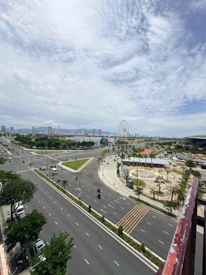 Bán Toà ks cao cấp đường 2/9