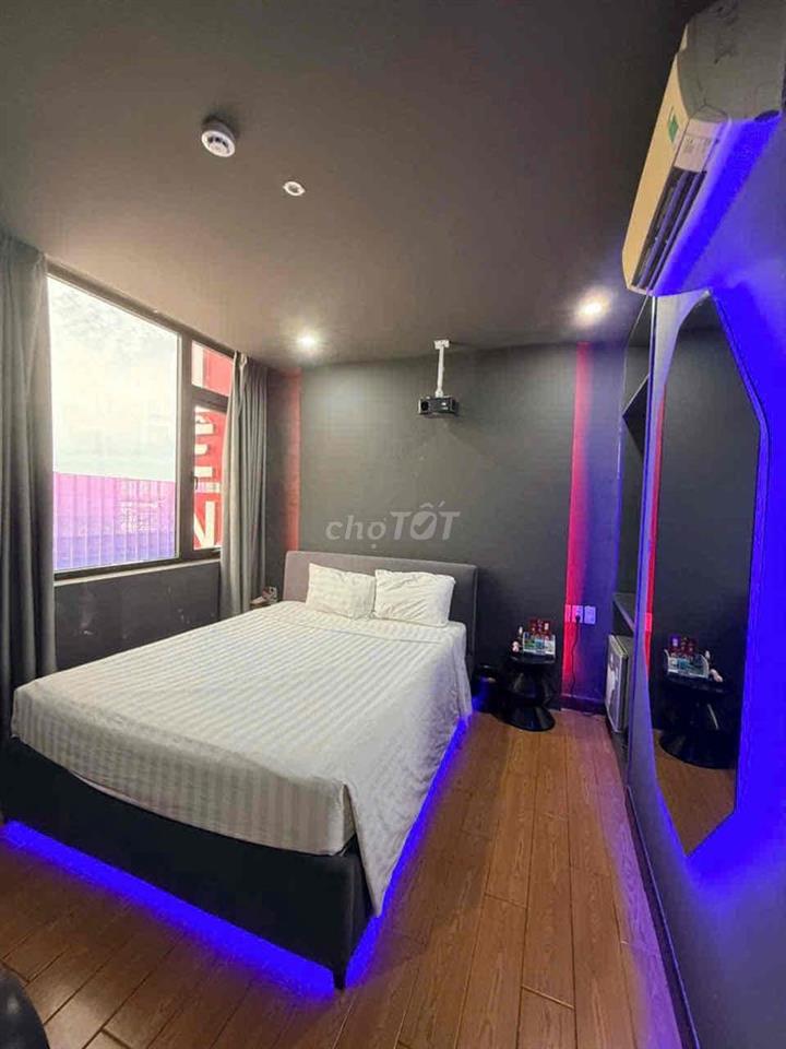 Bán Toà ks cao cấp đường 2/9