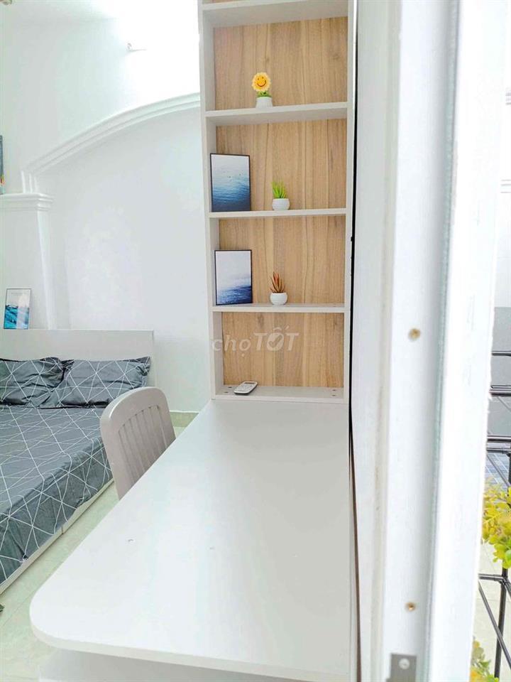 CĂN HỘ 1PN BAN CÔNG XEM PHÒNG 24/7 KÊNH TRƯỜNG SA THOÁNG MÁT