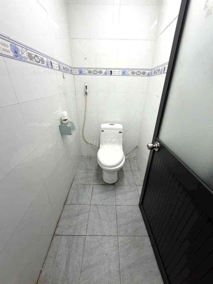 CHO THUÊ NHÀ MẶT TIỀN 168m2-AN DƯƠNG VƯƠNG-P14-QUẬN 6