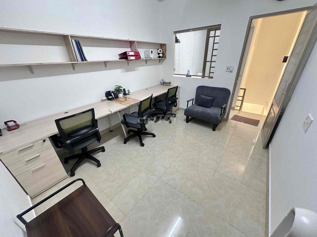 🔥Nhà Khu Trần Não - Ngay Chợ Đo Đạc, Chug Cư Bộ Côg An - Hẽm Xe Tải