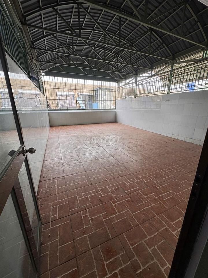 Cho thuê nhà nguyên căn 3 tầng, KDC Tân Đức, Đức Hòa, Long An