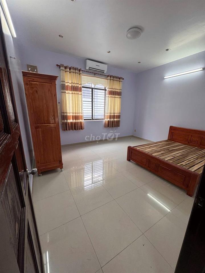 Cho thuê nhà nguyên căn 3 tầng, KDC Tân Đức, Đức Hòa, Long An