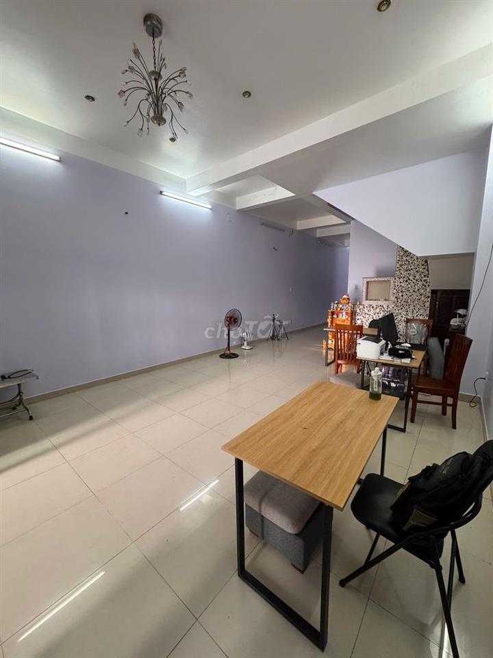 Cho thuê nhà nguyên căn 3 tầng, KDC Tân Đức, Đức Hòa, Long An