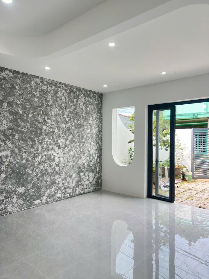 CẦN BÁN NHÀ CẤP 4 PHƯỜNG XUÂN THANH (Củ) 1,6 tỷ Thương Lượng 