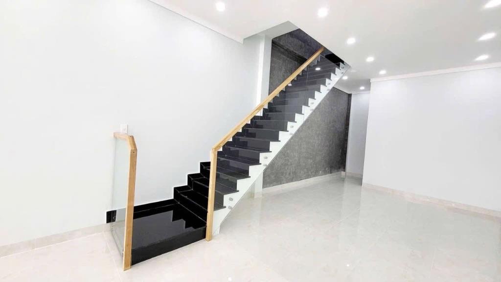 CẦN BÁN NHÀ CẤP 4 PHƯỜNG XUÂN THANH (Củ) 1,6 tỷ Thương Lượng 