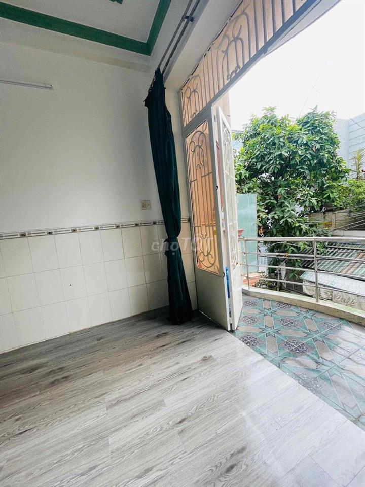CHO THUÊ STUDIO BANCOL NGAY ĐH VĂN HIẾN LUỸ BÁN BÍCH