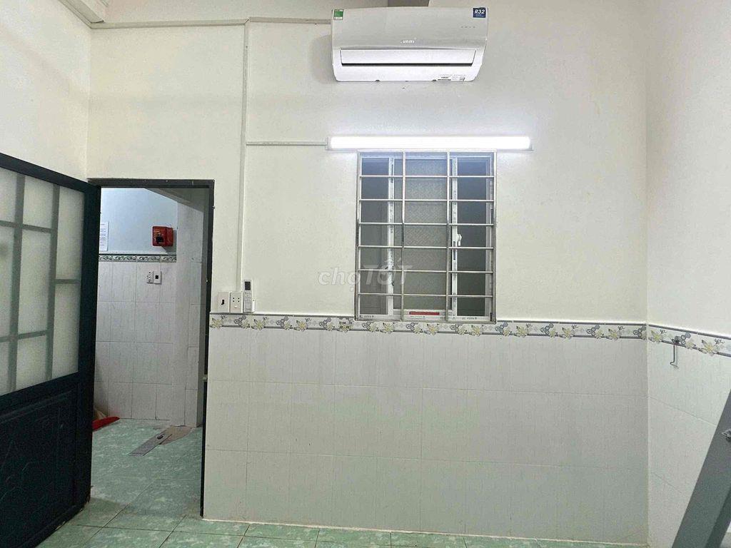 Cho Thuê Duplex Ngay Vòng Xoay Phú Lâm Gần Đại Học Mở