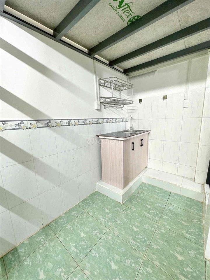 Cho Thuê Duplex Ngay Vòng Xoay Phú Lâm Gần Đại Học Mở