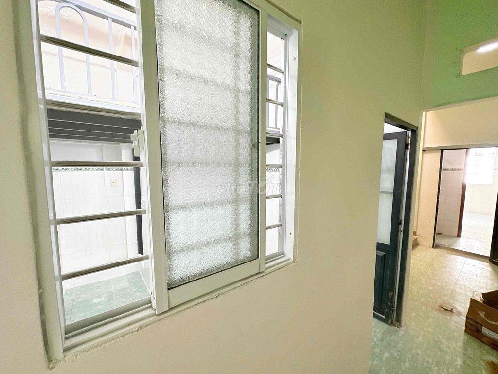 Cho Thuê Duplex Ngay Vòng Xoay Phú Lâm Gần Đại Học Mở