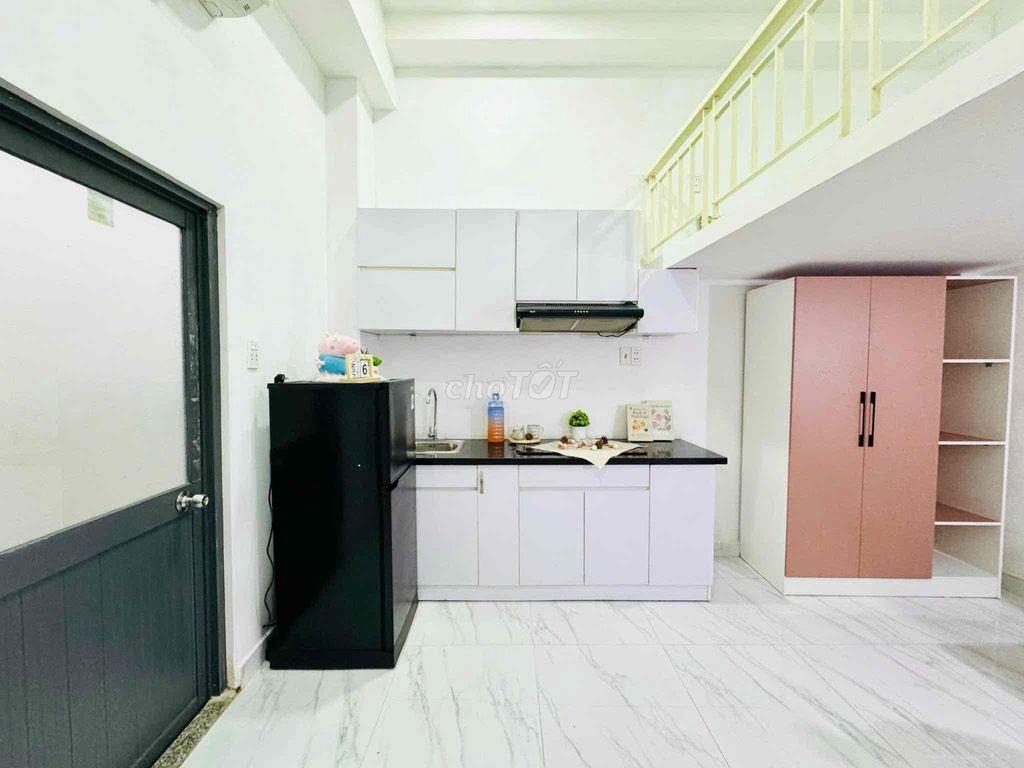 Cho Thuê Duplex Cách Đại Học Văn Hiến 5P Gần Luỹ Bán Bích Bốn Xã