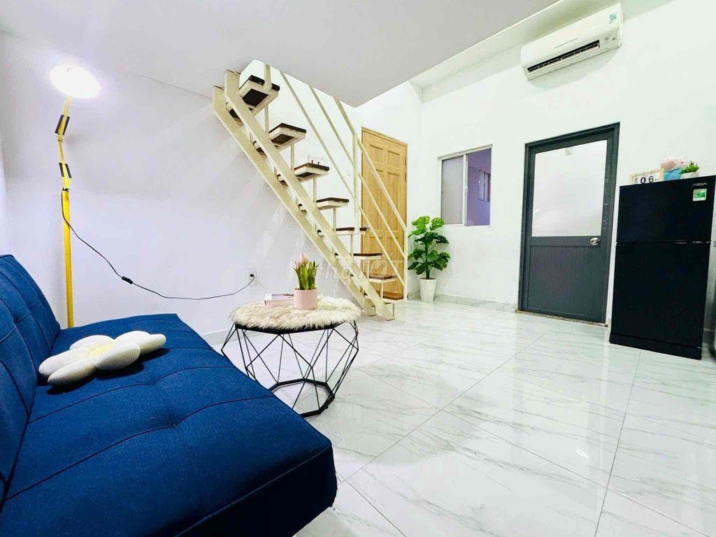 Cho Thuê Duplex Cách Đại Học Văn Hiến 5P Gần Luỹ Bán Bích Bốn Xã