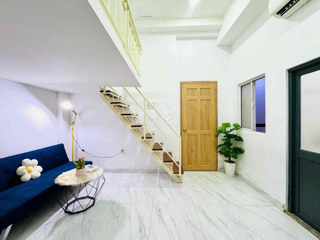 Cho Thuê Duplex Cách Đại Học Văn Hiến 5P Gần Luỹ Bán Bích Bốn Xã