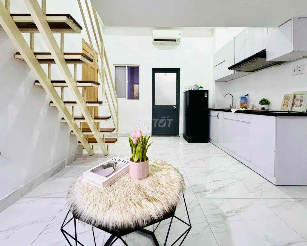 Cho Thuê Duplex Cách Đại Học Văn Hiến 5P Gần Luỹ Bán Bích Bốn Xã