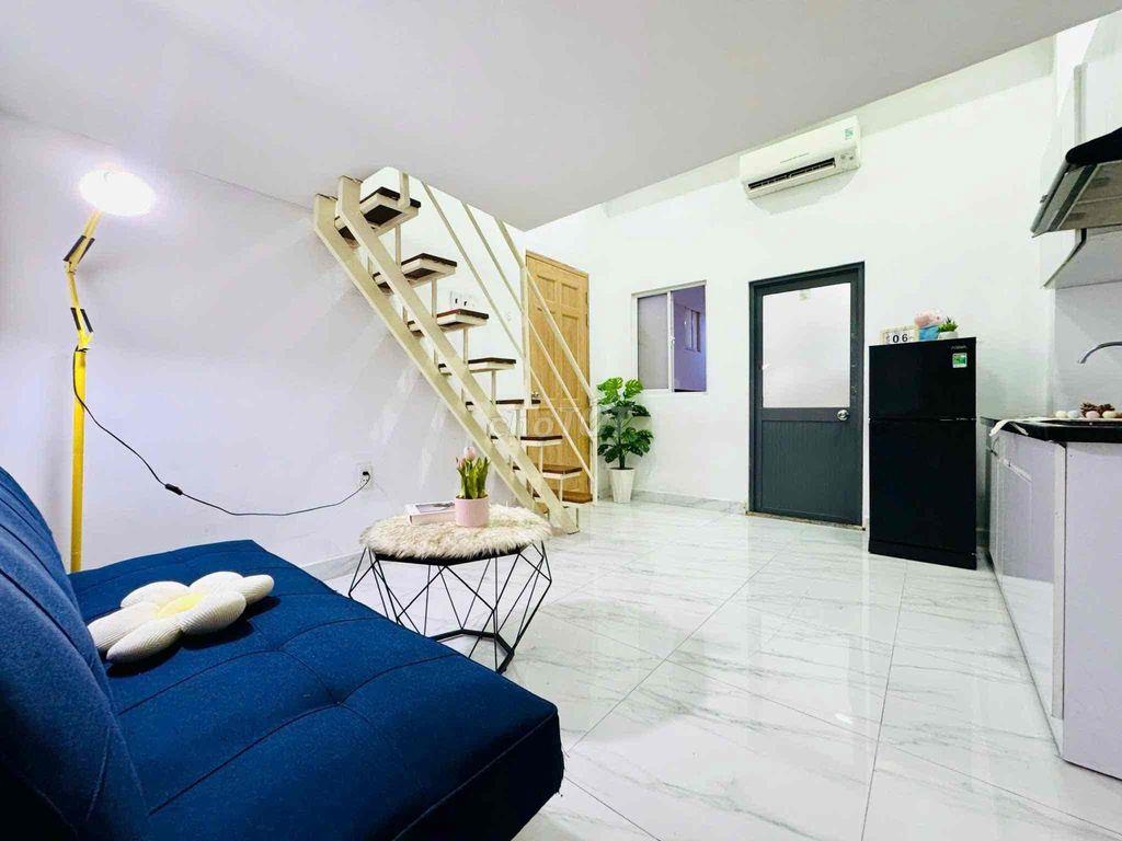 Cho Thuê Duplex Cách Đại Học Văn Hiến 5P Gần Luỹ Bán Bích Bốn Xã