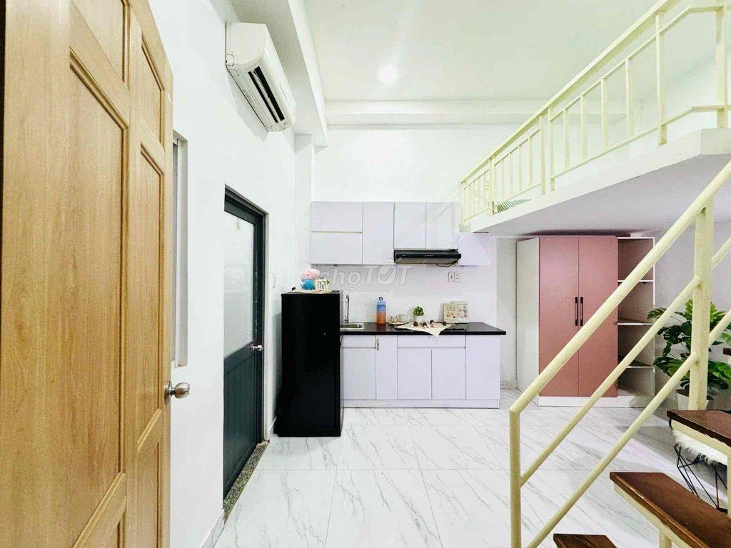 Cho Thuê Duplex Cách Đại Học Văn Hiến 5P Gần Luỹ Bán Bích Bốn Xã