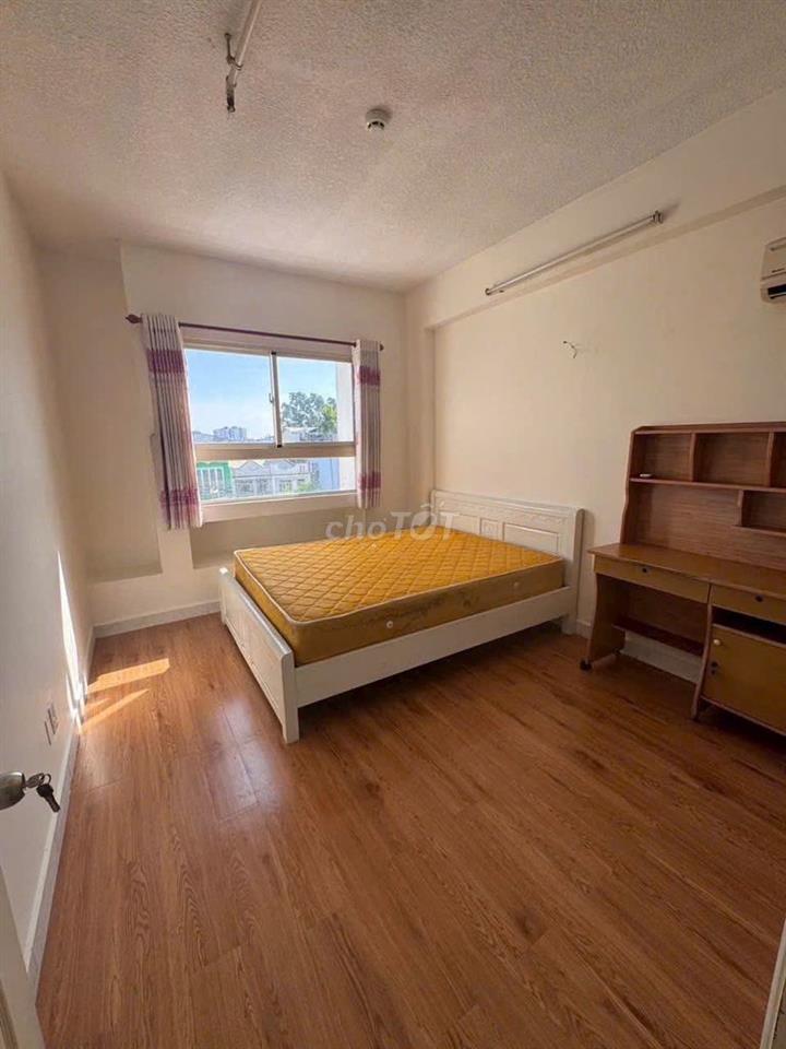 CHung cư Nhiêu Tứ, Hoa Sứ, PN: 2PN, NTCB, 62m2, 10Triệu