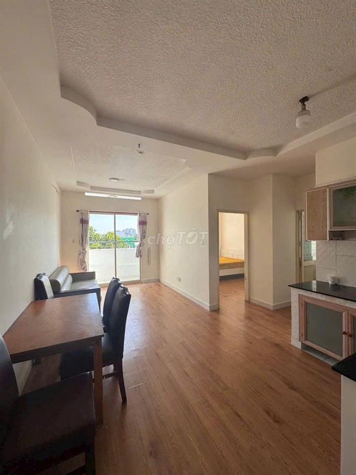 CHung cư Nhiêu Tứ, Hoa Sứ, PN: 2PN, NTCB, 62m2, 10Triệu