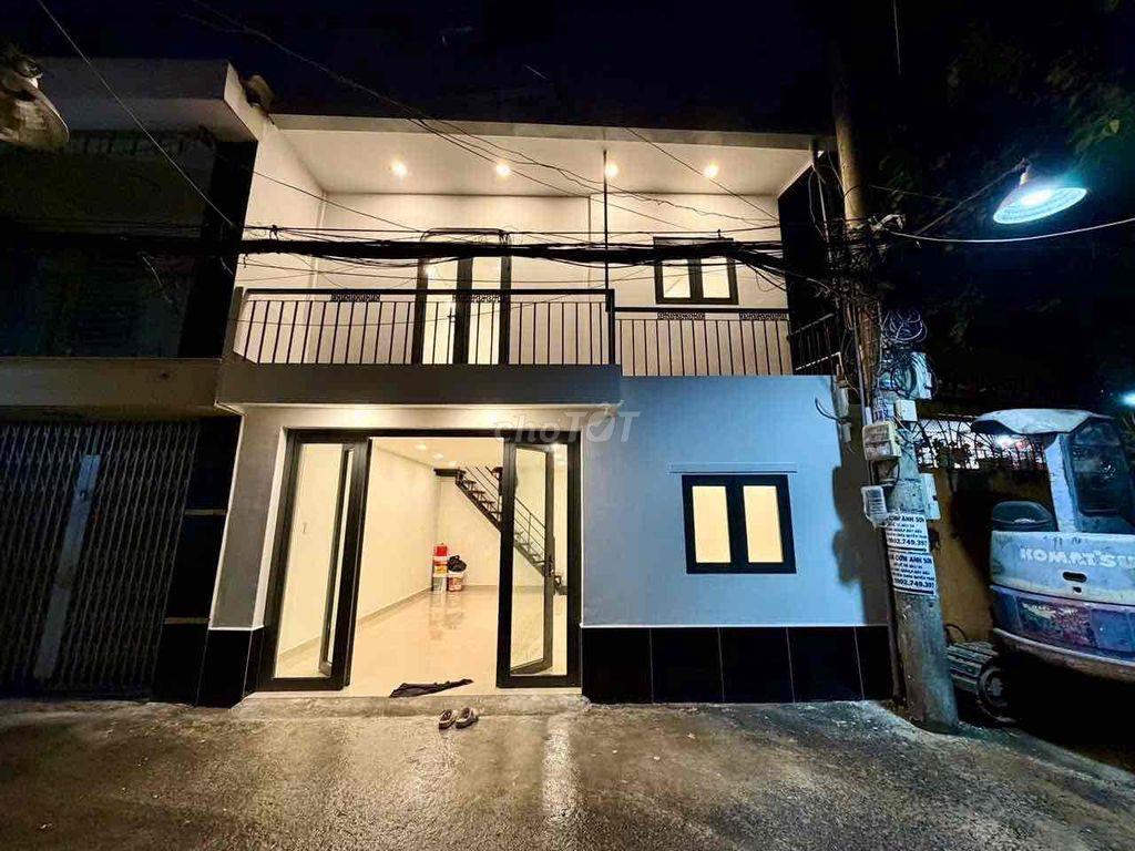 bán nhà đẹp xe hơi ngủ trong nhà