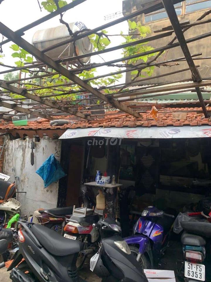 Tôi cần bán nhà sân vườn 128,8m 2 MT hẽm