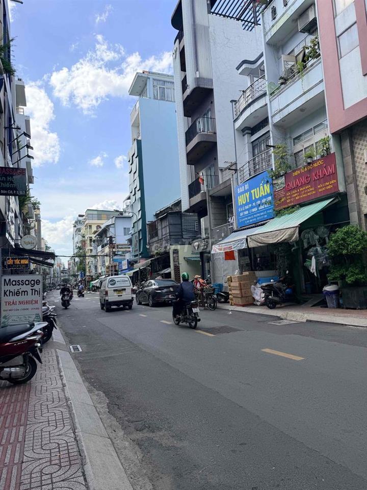 SHARE MB Q3 làm nail 6tr ( bao điện nước)