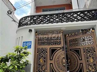 chính chủ kẹt tiền cần bán nhà  ai  cần. goi dt.