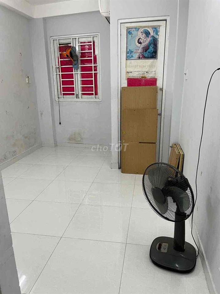 Phòng trọ 15m2 đường Nguyễn Thị Tần