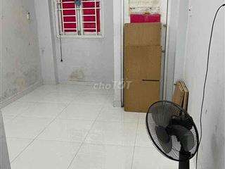 Phòng trọ 15m2 đường Nguyễn Thị Tần