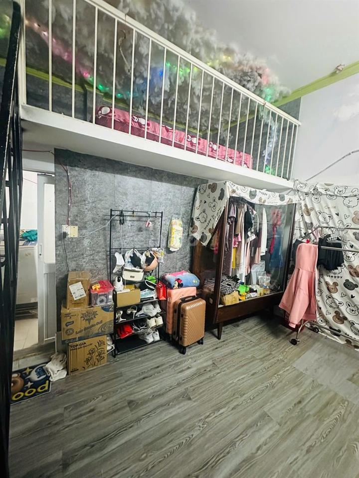 Cho thuê phòng chung nhà hẻm 1428 trường sa p3 Q.TânBinh  dt 14m2