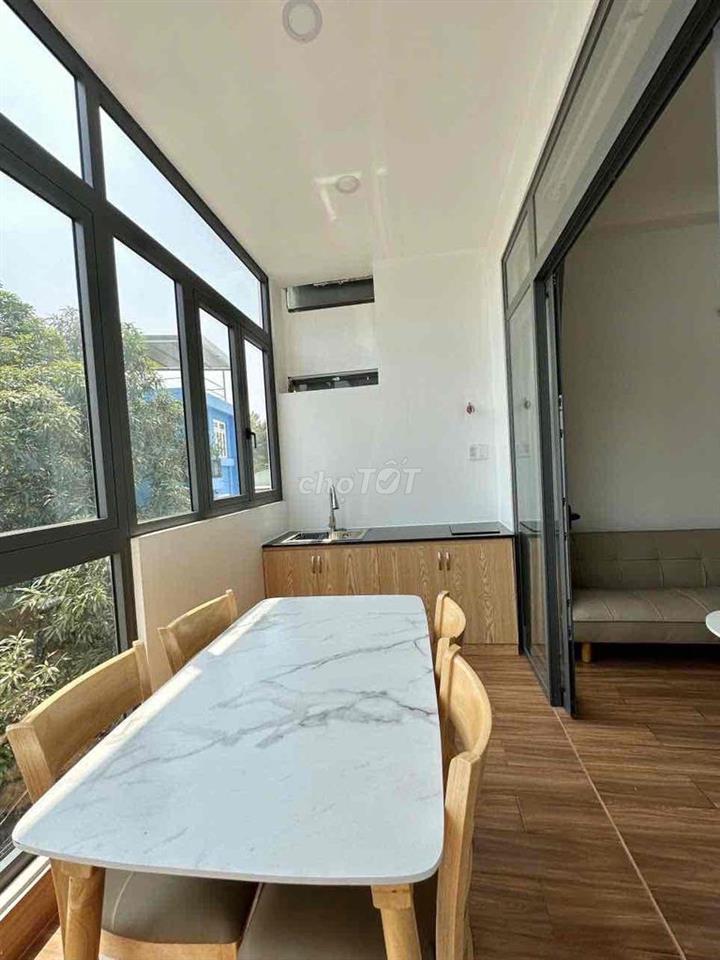 STUDIO FULL NỘI THẤT BAN CÔNG MỚI XÂY NGAY NGÃ TƯ THỦ ĐỨC