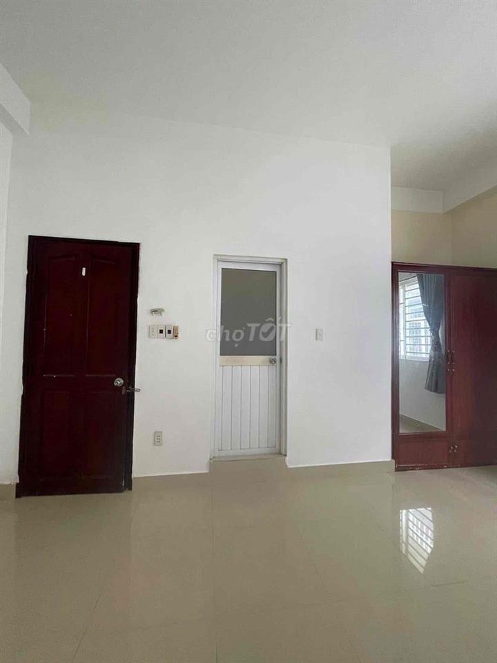 - CHO THUÊ NHÀ MỚI LEN KENG ,3 LẦU 400m ( Q9) - Mặt tiền khu tái định