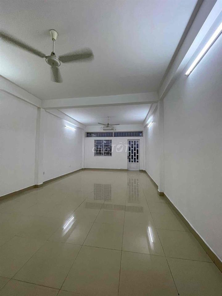 - CHO THUÊ NHÀ MỚI LEN KENG ,3 LẦU 400m ( Q9) - Mặt tiền khu tái định