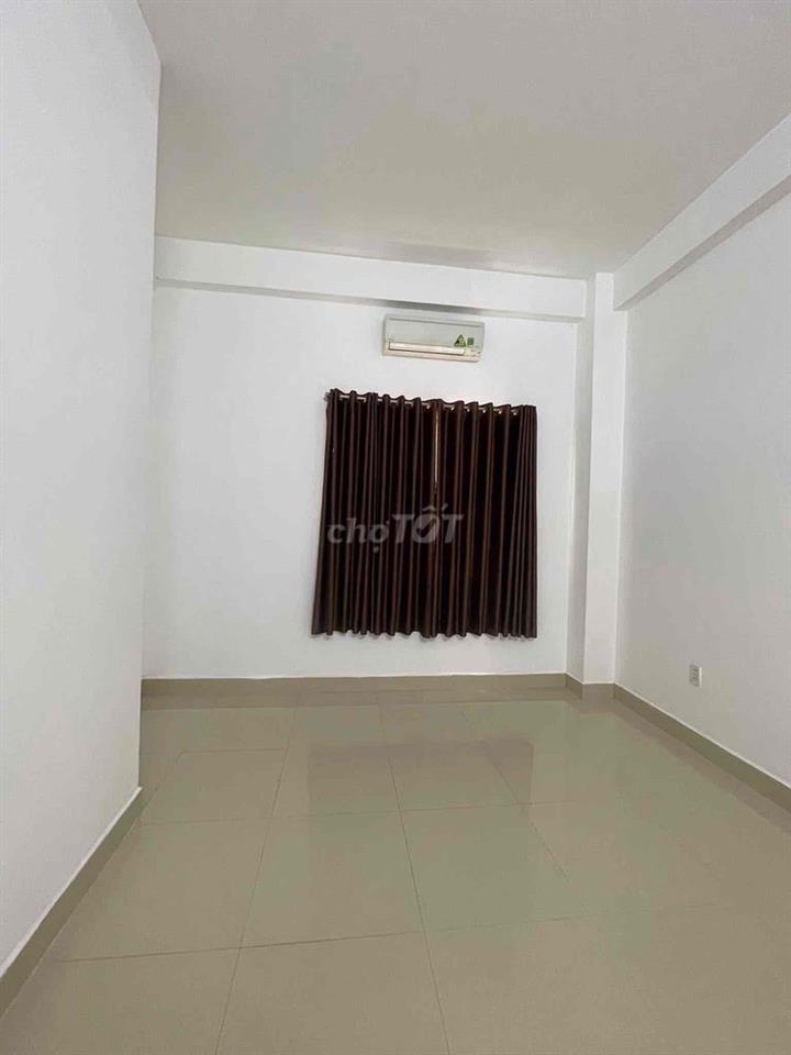 - CHO THUÊ NHÀ MỚI LEN KENG ,3 LẦU 400m ( Q9) - Mặt tiền khu tái định