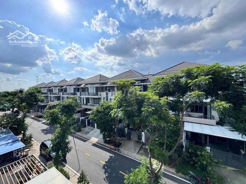 - GÓC CHO THUÊ !  - BIỆT THỰ LAVILA KIẾN Á   - Diện tích: 6m  x 17.6m